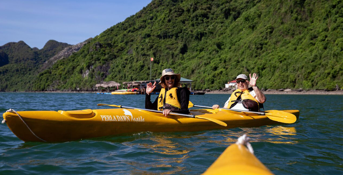 Lan Ha Bay 2 Day 1 Night Cruise